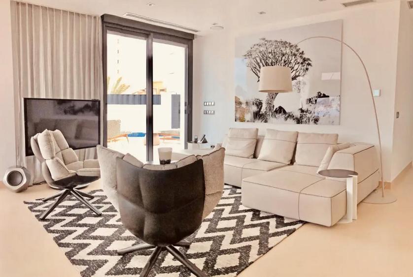 Luxurioeses Apartment In Benidorm Mit Pool Eksteriør billede