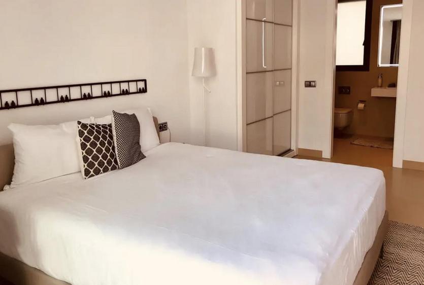 Luxurioeses Apartment In Benidorm Mit Pool Eksteriør billede